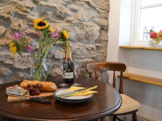 Ty Bobbet - Amlwch - 8