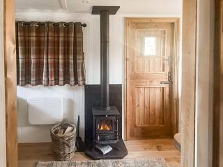 Keldholme Shepherds Hut Two - Uk48621 - Kirkbymoorside - 9