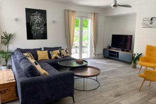 Beautiful and spacious villa - swimming pool - garden - Le Rouret - 2