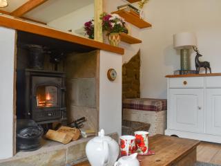 Hebble Row Cottage - Oakworth - 9