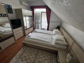 Bazsarózsa Apartman - Hajdúszoboszló - 9