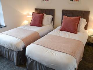 Mile End Cottage - Inverness - 2