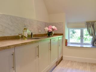 The Garden Suite - Oathlaw - 5