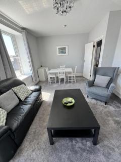 Spacious 2 Bed apartment in the centre of Penarth - Cardiff - 9