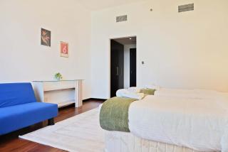 Luxury 2BR with Contemporary Design & Great Views - 3