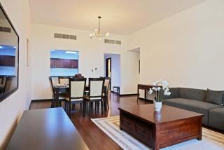 Luxury 2BR with Contemporary Design & Great Views - 4