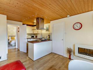 Strawberries And Cream - Bowness-on-Windermere - 5