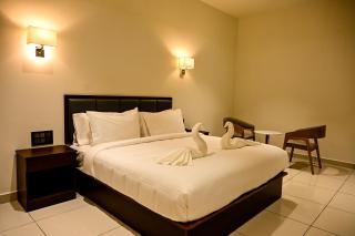 Hotel S S International Coorg - Suntikoppa - 1