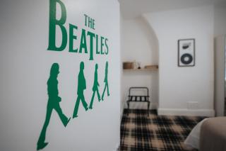 Beatles Penny Lane Sefton Park Free Parking - Liverpool - 6