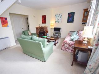 Pepper Pot Cottage - Compton - 9
