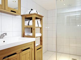 Stable Cottage - Hw7452 - Whitford - 2