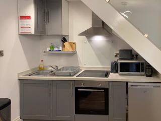 Hidden Gem Cottage - Great Driffield - 7