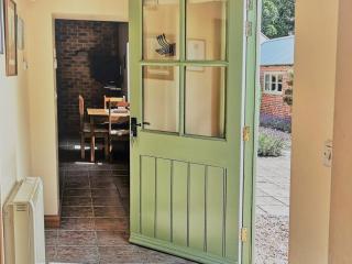 The Tack Room- 23937 - Lusby - 3