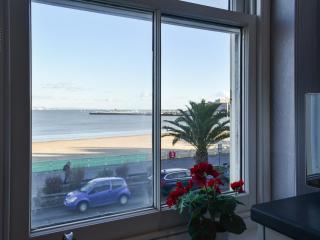 Seagulls Lookout - Weymouth - 9