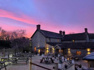 The Greyhound Inn - Taunton - 4