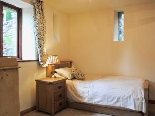 Hendre Barn Mawr - Abergynolwyn - 1