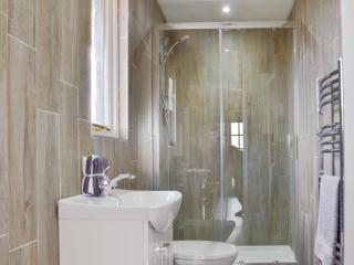 Fern Lodge - Uk13321 - Melbourne - 7