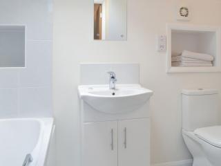 The Hayloft - 28836 - Royal Wootton Bassett - 3