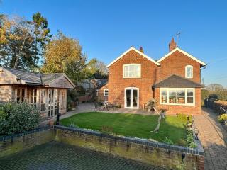 Beech Cottage - 9