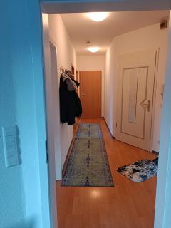 Eastside - Privatzimmer in geteilter Wohnung mit Gemeinschaftsbad - 1