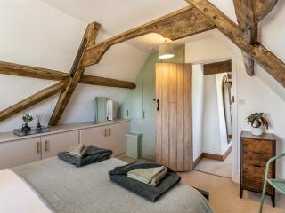 The Old Cottage - Walcott - 2