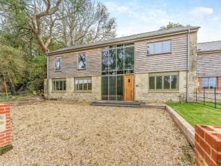 Property 4 - Uk44924 - Wroxall - 1
