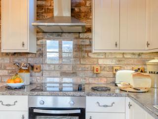 2 Bed in Ironbridge 77771 - Leighton - 3