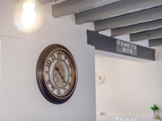 The Tipsy Bee At 143, - Guisborough - 1