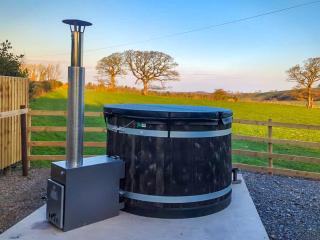 Meadows View Shepherds Hut - Cockermouth - 9
