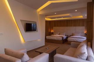 Royal Nine Pyramids View Hotel - Cairo - 3