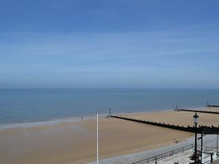 Skimming Stones - Sheringham - 5