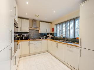 Jurassic House - Weymouth - 5