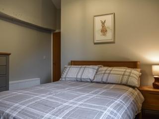 Striding Edge Cottage - 2