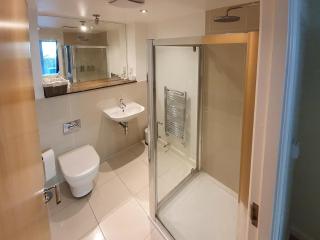 Apartment 4, Zinc - 1