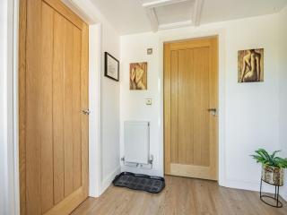 Clay Lake Cottages - Dad's Shed - Covenham - 9
