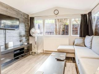 Hobbits Hide - Abbotskerswell - 9