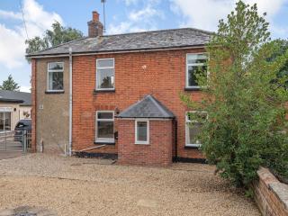 Managers Cottage - Loddon - 6