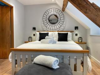 Mid Terrace - Llandefalle - 9
