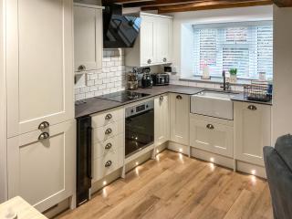 Mid Terrace - Llandefalle - 8