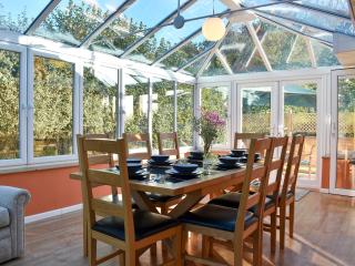 Seaview Bungalow - Membury - 3