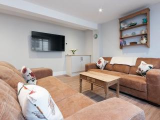 Bank Apartment 1 - Dartmouth - 9