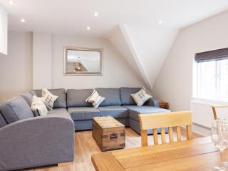 Bank Apartment 2 - Dartmouth - 9