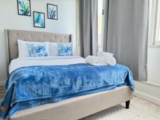 City View Newly Renovated 3 Beds w Free Parking LM909 - 7