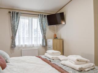 Pinecone Lodge - Sherburn - 9