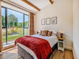 The Warren - Uk42858 - Rise - 3