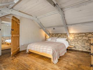 Broomhill Cottages - - 1