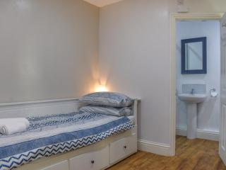 Rascals Rest - Whitby - 3