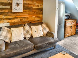 Beeswax Cottage - Dalton-in-Furness - 7