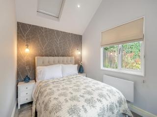 Rose Cottage - Banstead - 4
