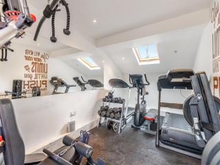 Rose Cottage - Banstead - 1